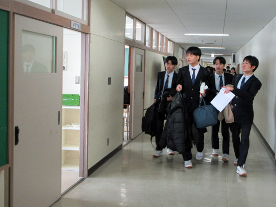 ���T�\��7